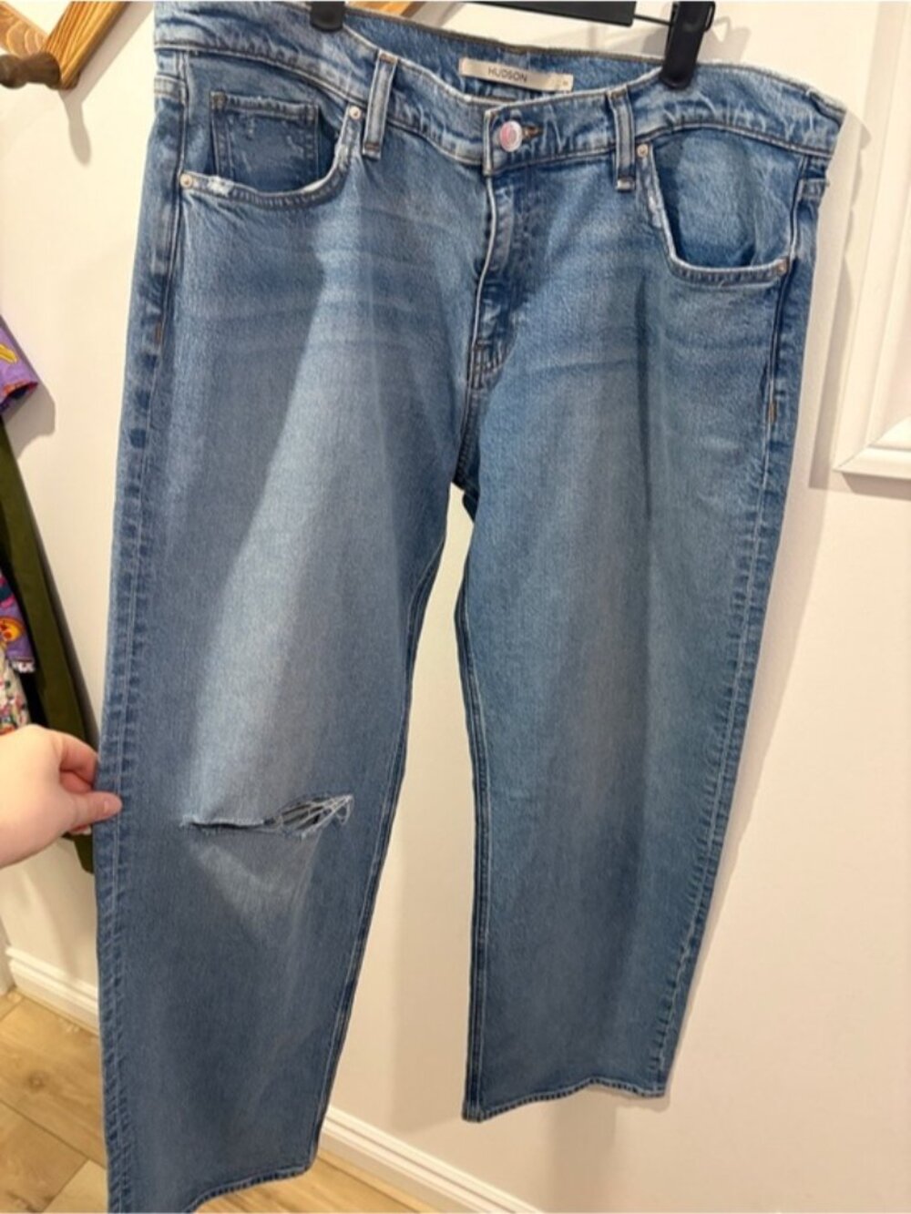 HUDSON Womens Kelli Low Rise Loose Fit Straight Leg Jeans - Picture 4 of 12